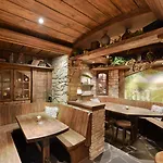 Wachtelhof Отель Ротенбург